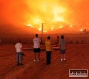 Južná Kalifornia bojuje s ničivými lesnými požiarmi