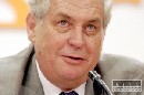 Zeman chce novú stranu, ČSSD považuje za populistickú