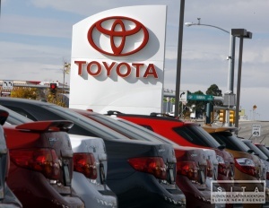 Toyota v decembri pozastaví na dva dni výrobu automobilov