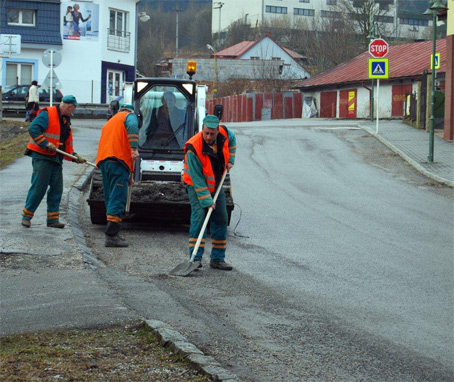 Veľké jarné upratovanie - rok 2010 v Čadci aj rokom čistoty