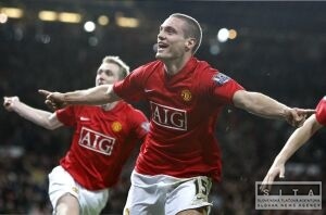 Vidič nestihne ani úvod Premier League
