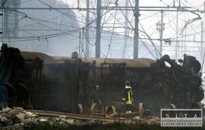 Počet obetí vlakového nešťastia v Taliansku stúpol na 18