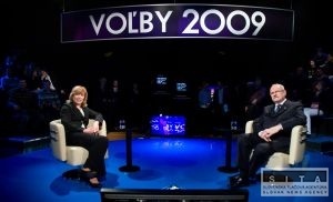 Gašparovič chce vládne médiá, Radičová slobodu súčasných