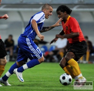 Weiss ml. r�ta aj s t�m, �e nebude hra�