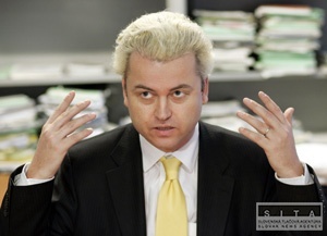 Wildersa do Veľkej Británie vpustia, budú čakať, čo povie