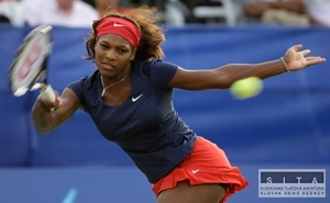 Serena Williamsová prehrala so 14-ročnou Keysovou