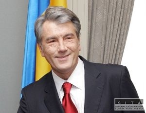 Ukrajina si musí platiť svoje dlhy, inak zakročíme